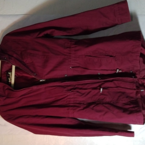 B Sweet red jacket M - Picture 1 of 5